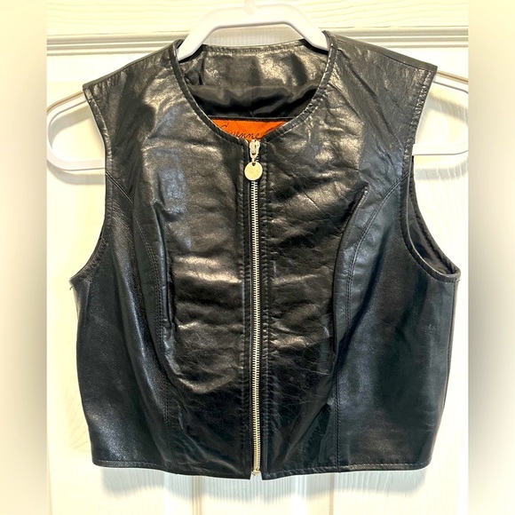 1990s Fitted Zip Up Leather Cropped Vest - Picture 2 of 8